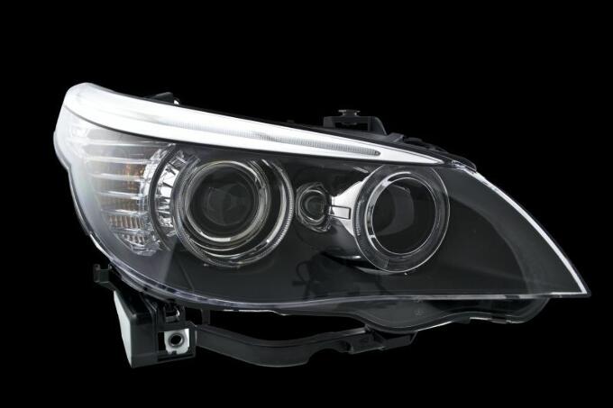 BMW Headlight Assembly - Passenger Side (Xenon) 63127177756 - Hella 164912001