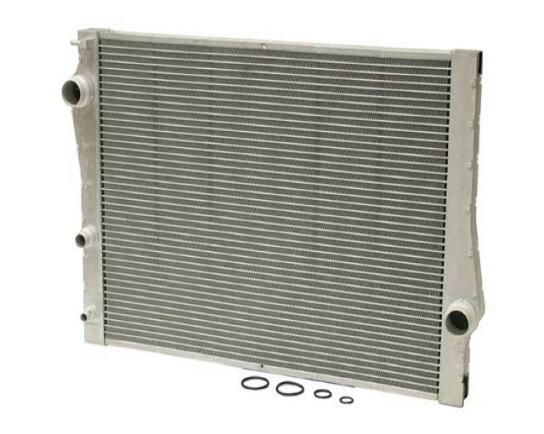 BMW Radiator 17117533472 - Nissens 60823