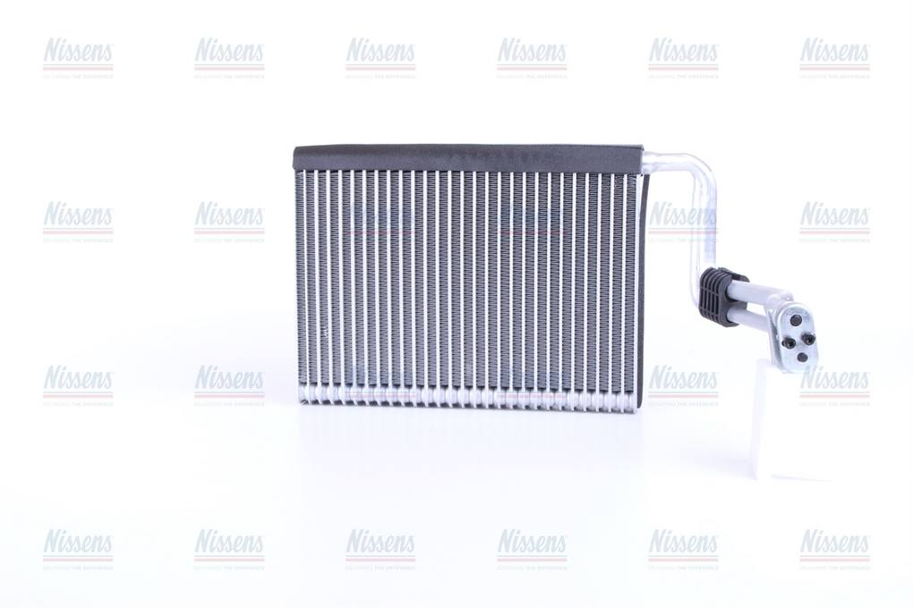 BMW A/C Evaporator Core 64119290888 - Nissens 92268