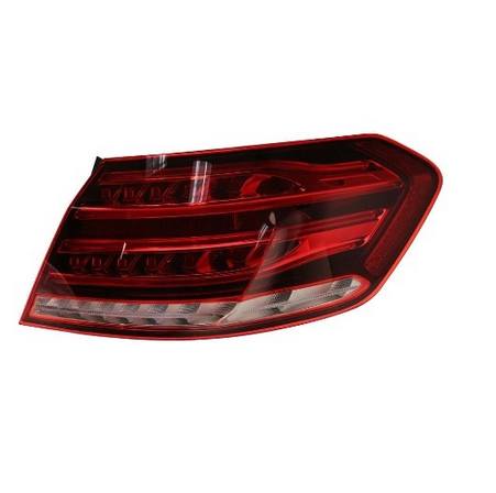 Mercedes Tail Light Assembly - Passenger Side Outer 2129061403 - ULO 1116004