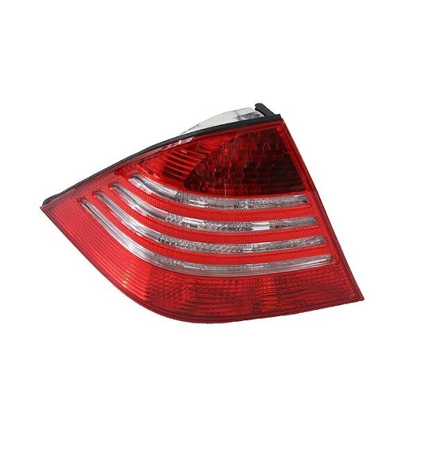 Mercedes Tail Light Assembly - Driver Side 2208201966 - ULO 729801