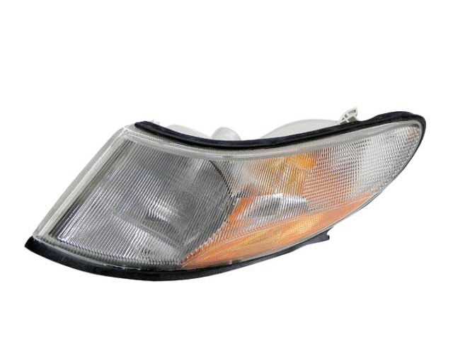 SAAB Corner Light Assembly - Driver Side 32019330 - URO Parts 32019330