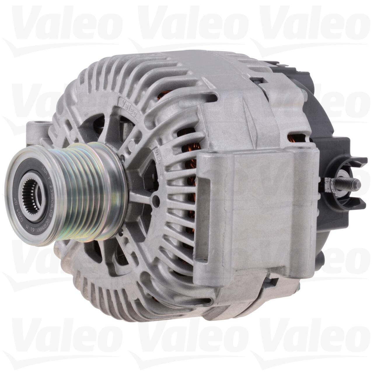 Mercedes Sprinter Alternator (180A) (New) 642154040280 - Valeo 439546