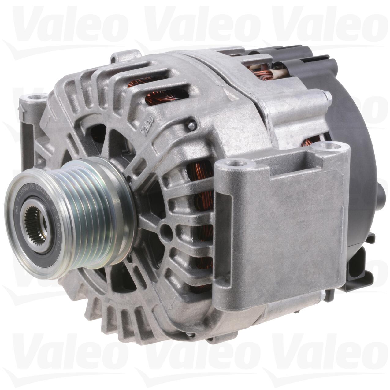 Mercedes Alternator 014154390280 - Valeo 439704