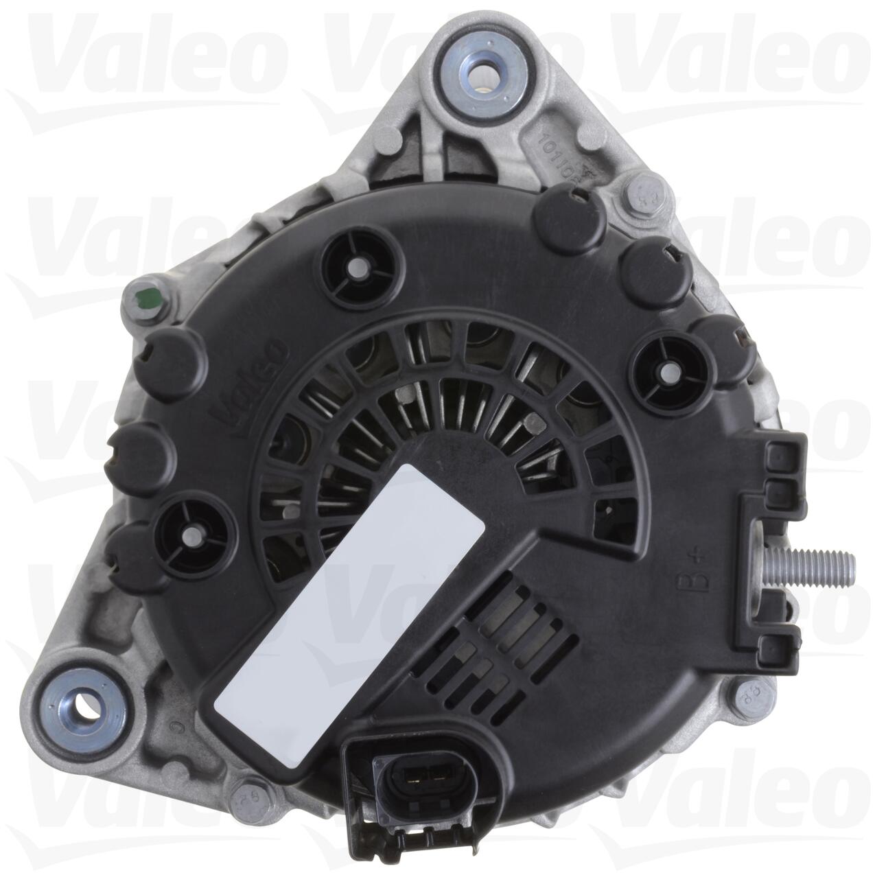 Mercedes Alternator (180A) (New) 000906210080 - Valeo 439762