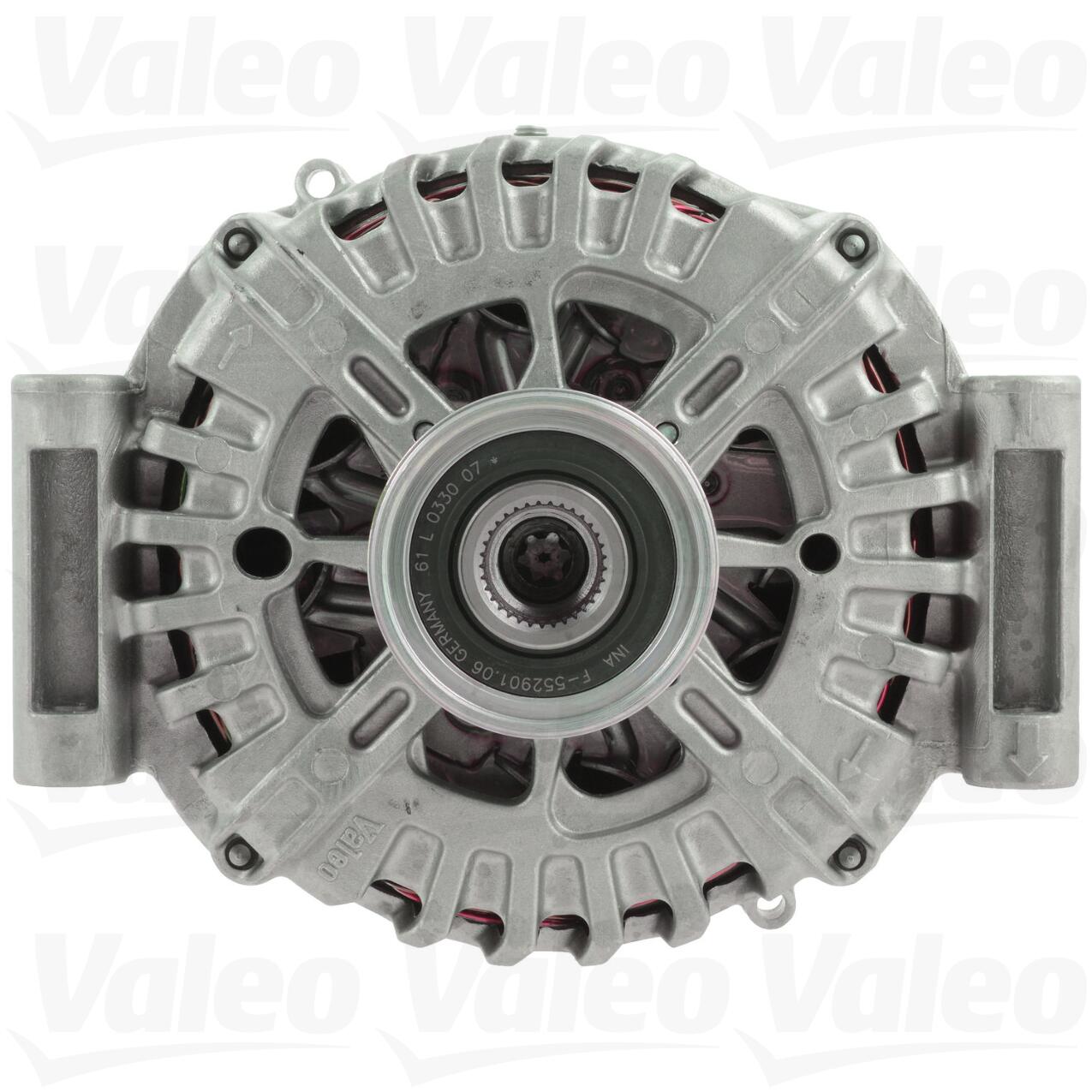 Mercedes Alternator (180A) (New) 000906362280 - Valeo 439772