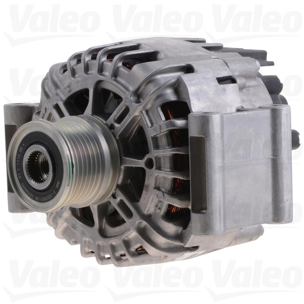 Mercedes Alternator (150A) (New) 000906790280 - Valeo 439820