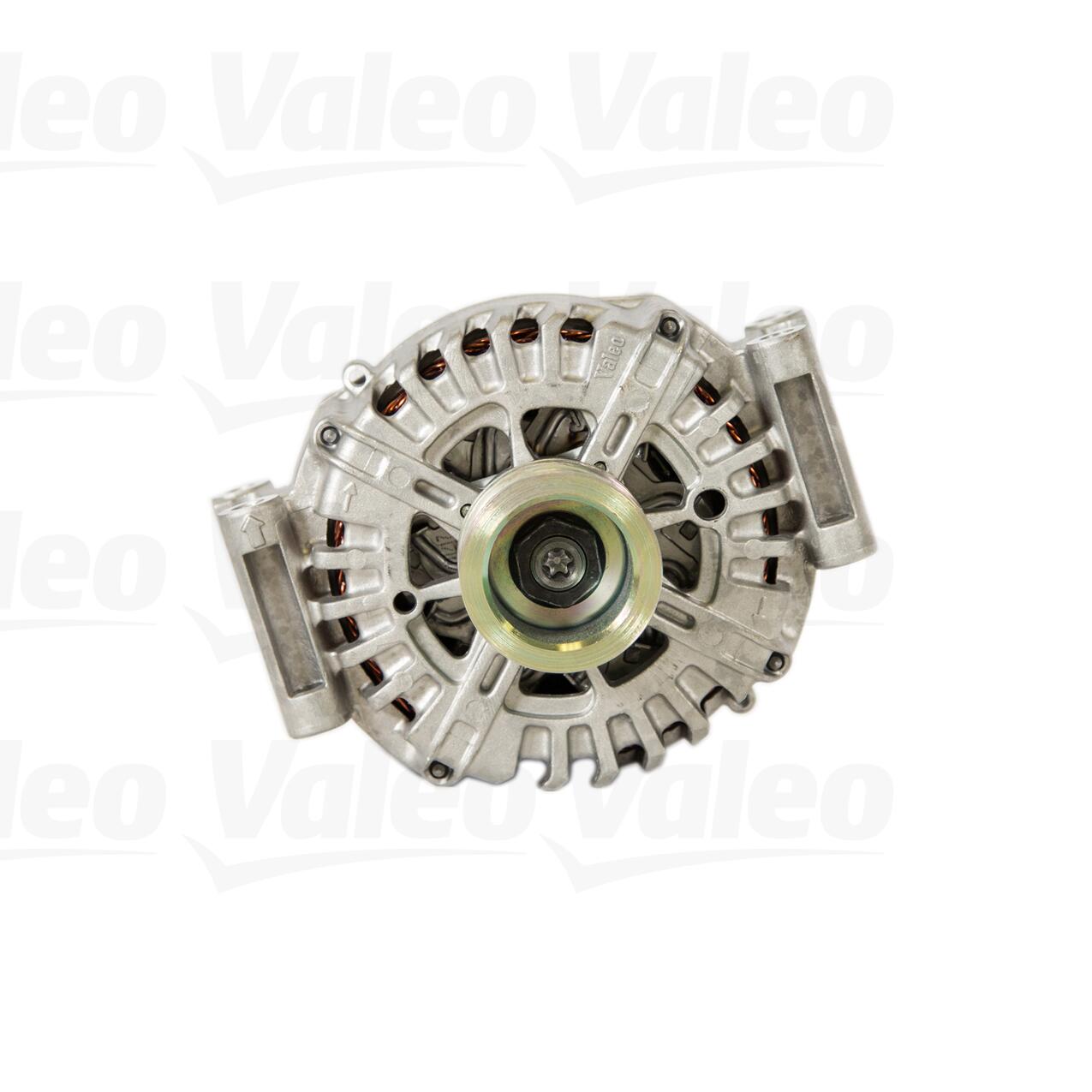 Mercedes Alternator 0009061722 - Valeo 439842