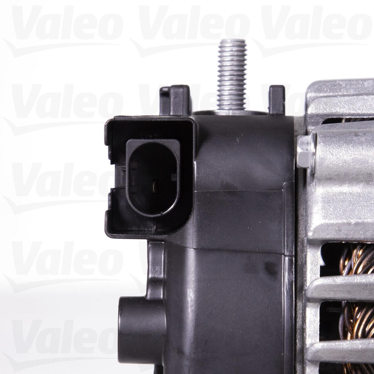 Mercedes Alternator (200A) (New) 0009063122 – Valeo 439886 Valeo  