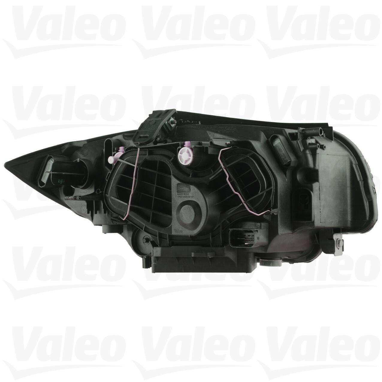 BMW Headlight Assembly - Driver Side (Halogen) 63116924667 - Valeo 44793