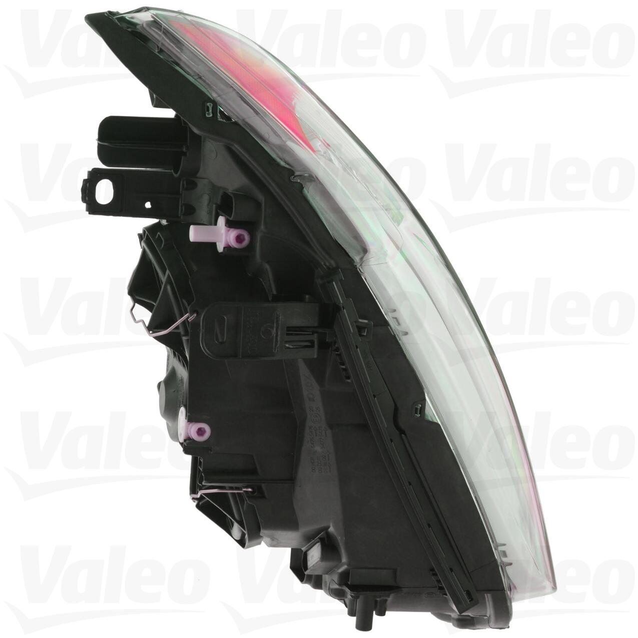 BMW Headlight Assembly - Driver Side (Halogen) 63117263643 - Valeo 44799