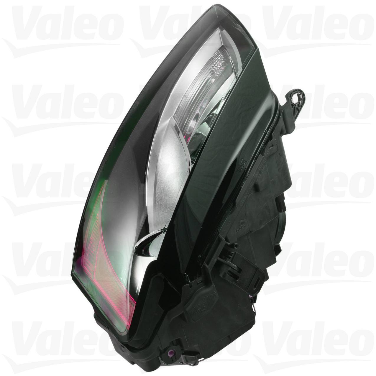 Audi Headlight Assembly - Driver Side (Halogen) 8T0941029AC - Valeo 46656