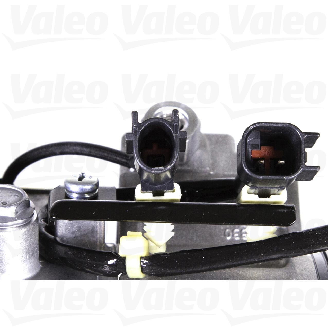 Volvo A/C Compressor (New) 36051068 - Valeo 813142