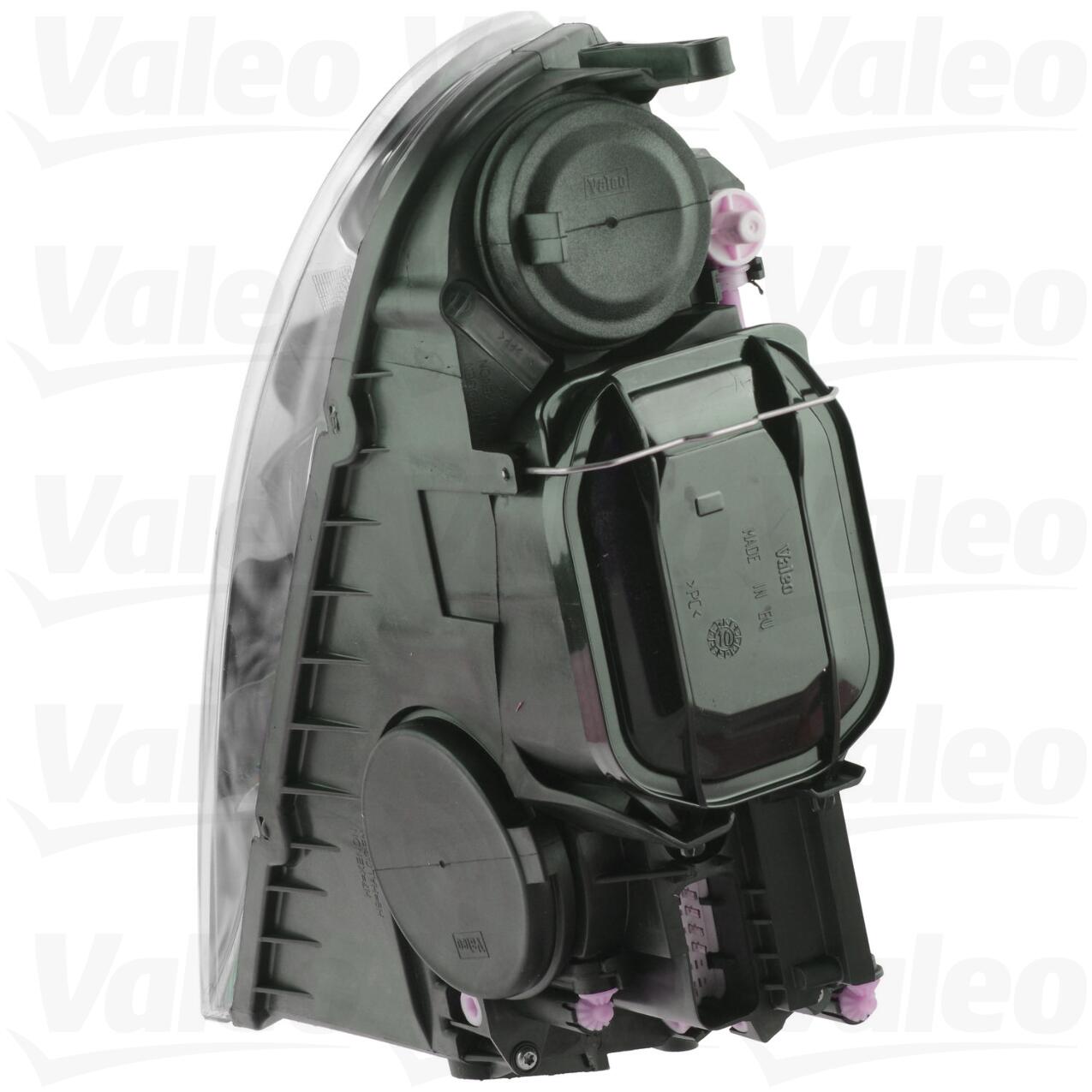 VW Headlight Assembly - Passenger Side (Halogen) 7L6941018BK - Valeo 88402