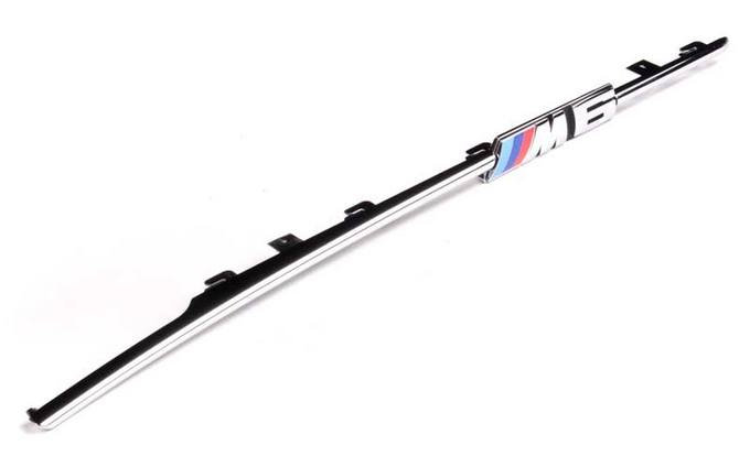 Emblem – Front Driver Side Fender (M6) Genuine BMW 51137906525
