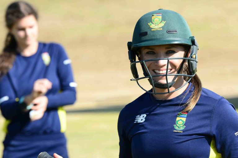 WBBL|08: Mignon du Preez re-signs with Hobart Hurricanes