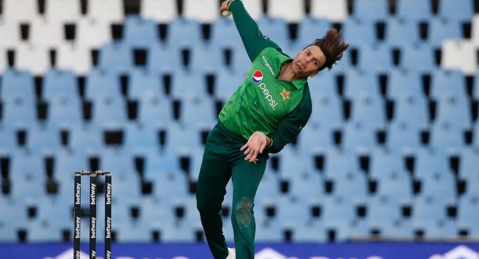 Usman Qadir starts bowling in nets after recovering from thumb injury