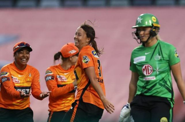 PS-W vs MS-W: Perth Scorchers hold their nerves to seal a close game