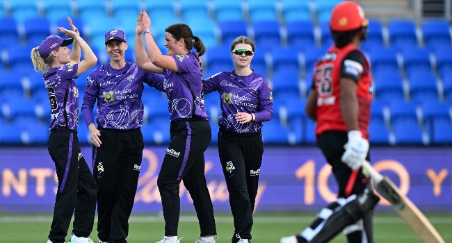 Hobart Hurricanes demolish Melbourne Renegades