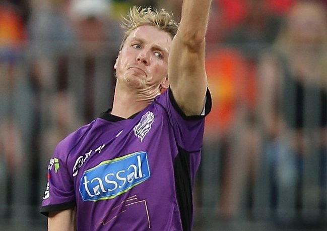 Melbourne Renegades sign young seamer as a cover for Zak Evans