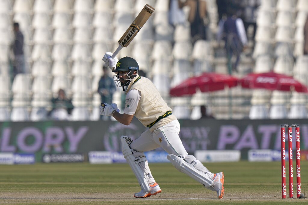 Three players released from Pakistan Test squad