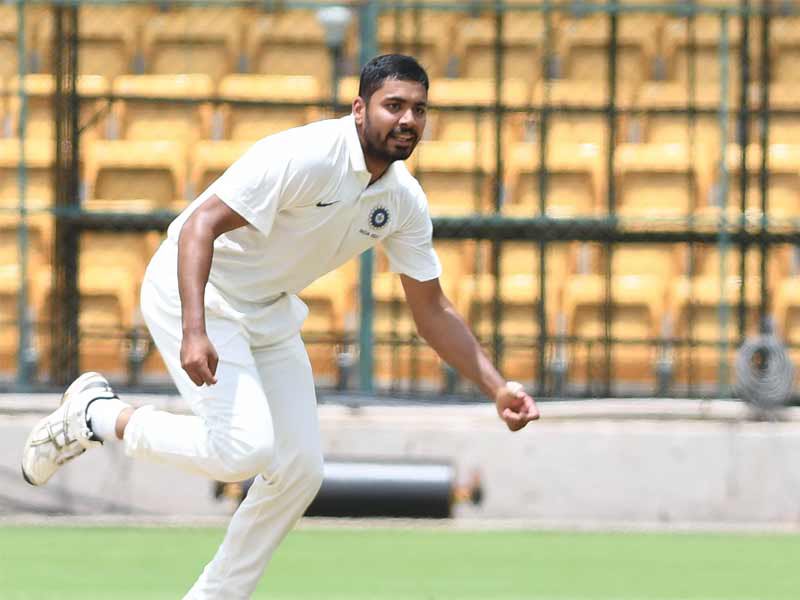 Manan, Avesh and Sarfaraz highlight on Day 2 of Ranji Trophy