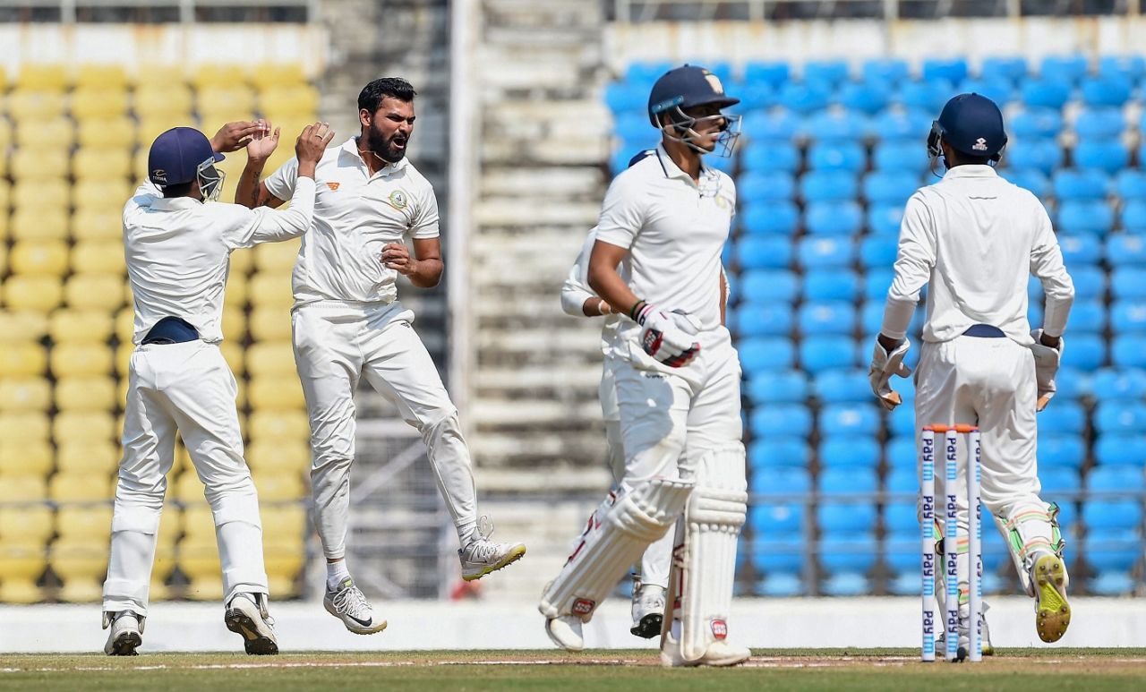 Agarwal's 200, Vidarbha's historic win highlights Day 3 of Ranji Trophy Round-6