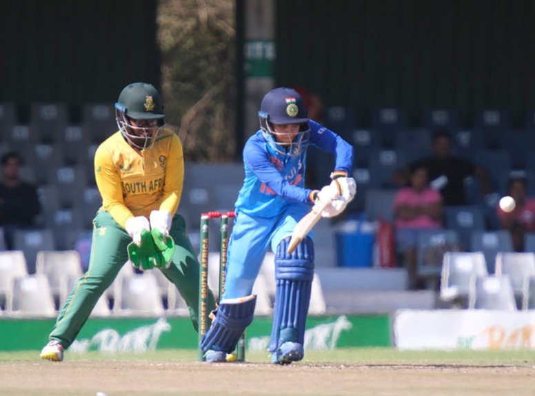 IND-W vs SA-W: Mlaba, Tryon dabbles in final as South Africa win series