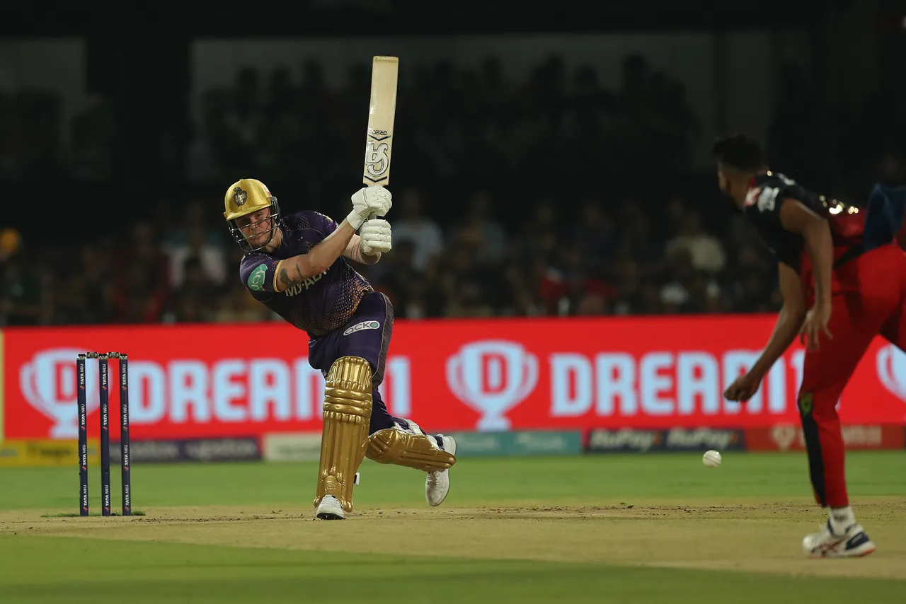 RCB vs KKR | Jason Roy's Early Carnage, Rana's Skillful Batting Takes KKR to Commanding 200