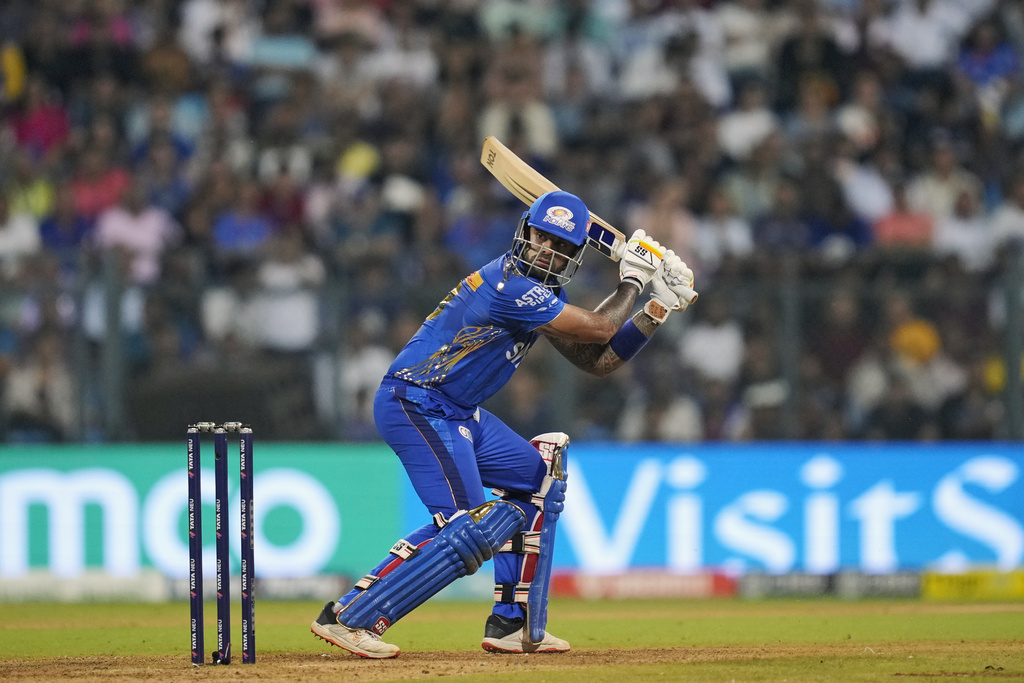 Surya Rises Once Again; Slams his Maiden IPL Ton to Bamboozle Gujarat Titans