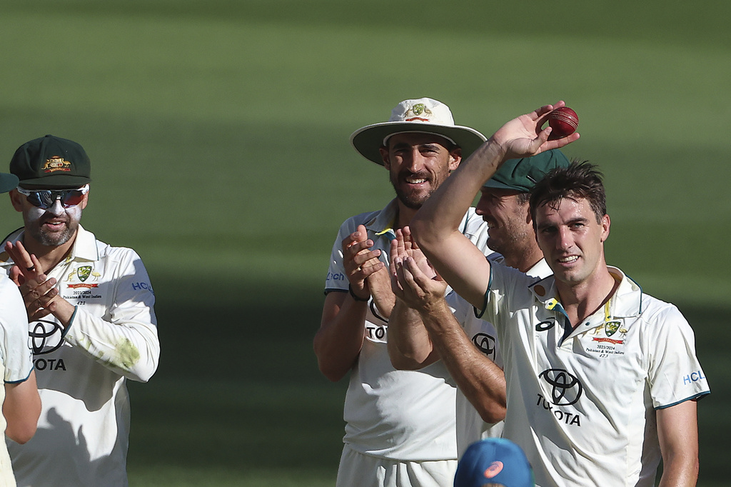 'That's The Art Of Captaincy..' - Australian Head Coach Applauds Pat Cummins