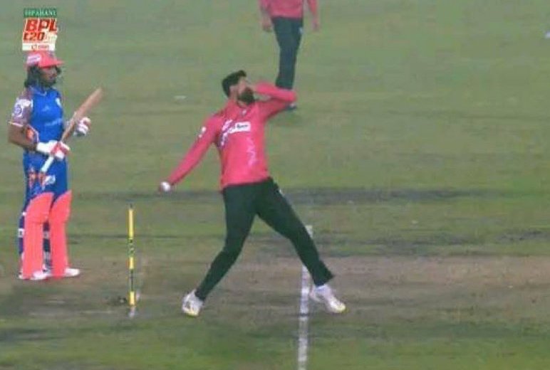 [Watch] 'Baseless Rumors' - Shoaib Malik Denies Fixing Charges In BPL 2024