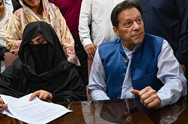 Imran Khan's Wife Bushra Bibi Gets 14 Years Of Jail Sentence