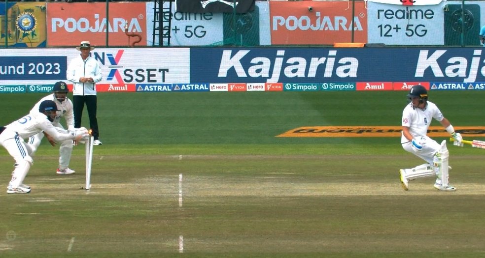 [Watch] 'Badega Aage, Badega Aage' - Dhruv Jurel's Predicts Ollie Pope's Dismissal