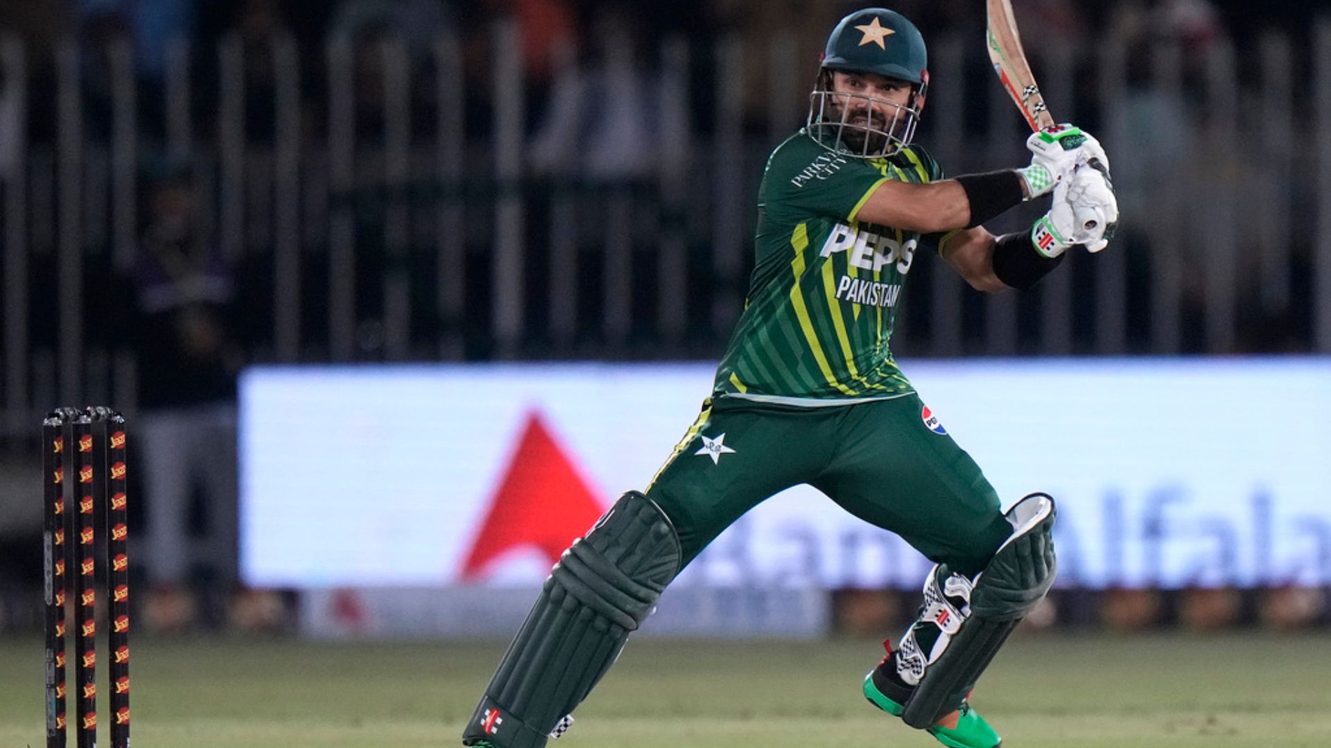 'Bradman Of T20s' - Shaheen Invites Trolls From IND & PAK Through Unique Praise For Rizwan