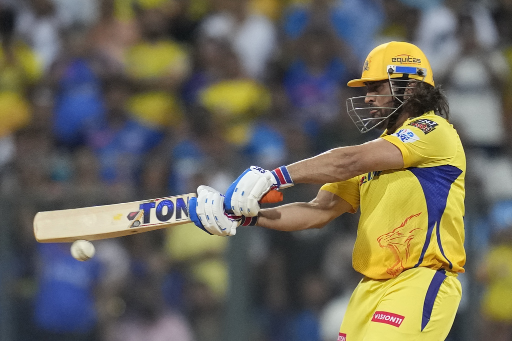 AB de Villiers Suggests MS Dhoni To Come Up The Batting-Order In CSK Vs LSG