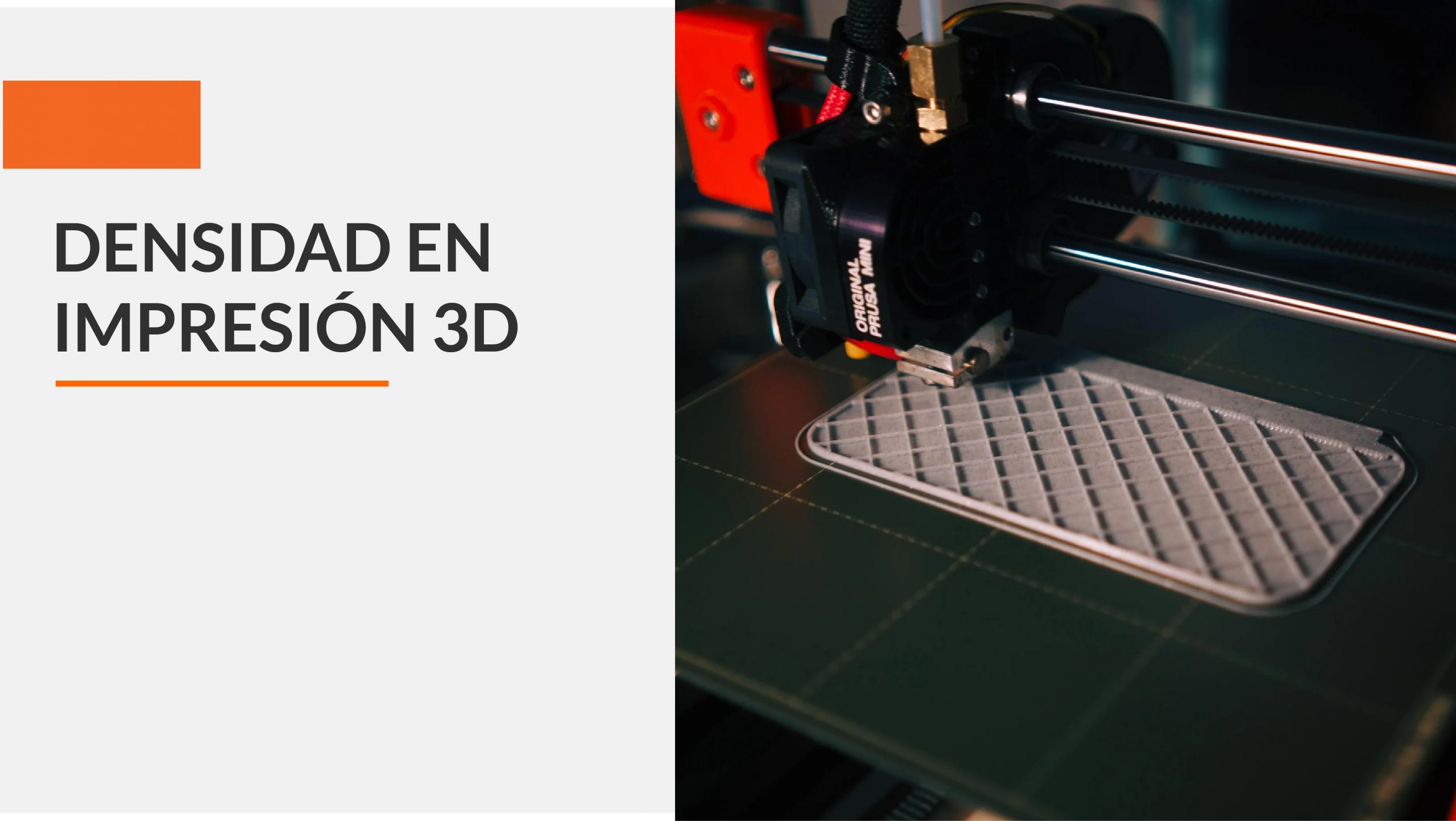 Extrusor de impresora 3D imprimiendo una pieza con relleno en patrón de rejilla