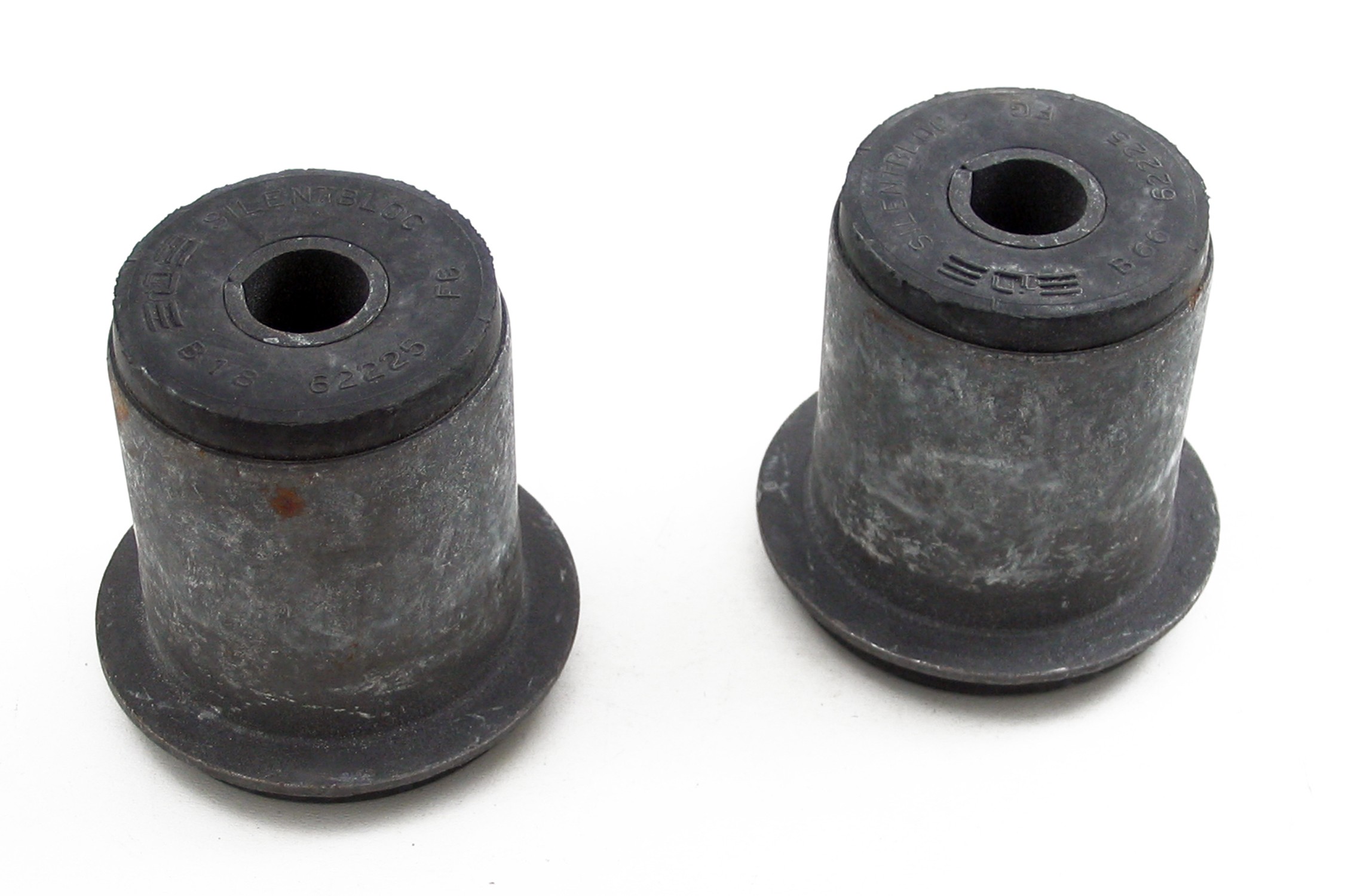 MEVOTECH Control Arm Bushing MK6271