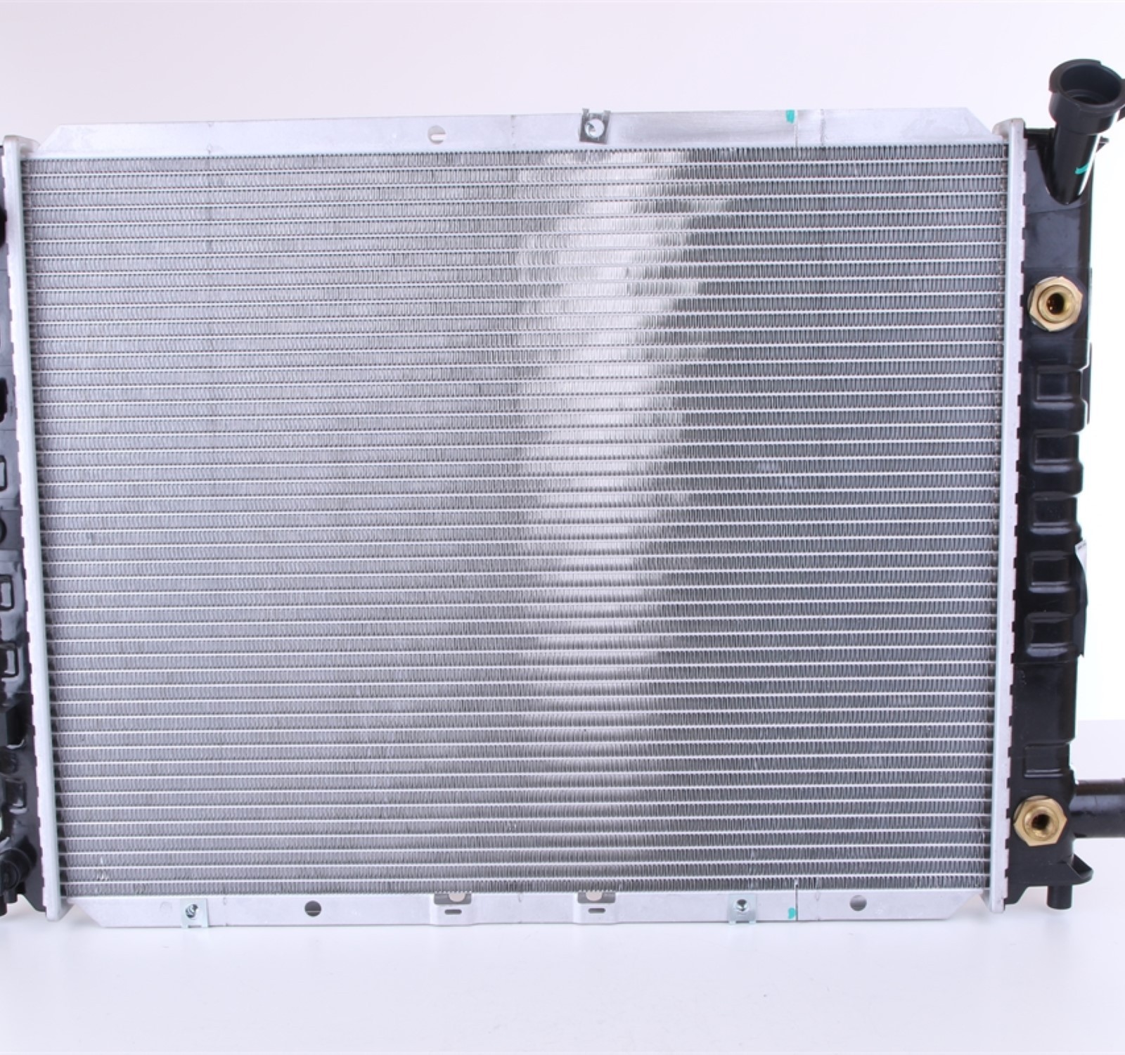 NISSENS Radiator 62016