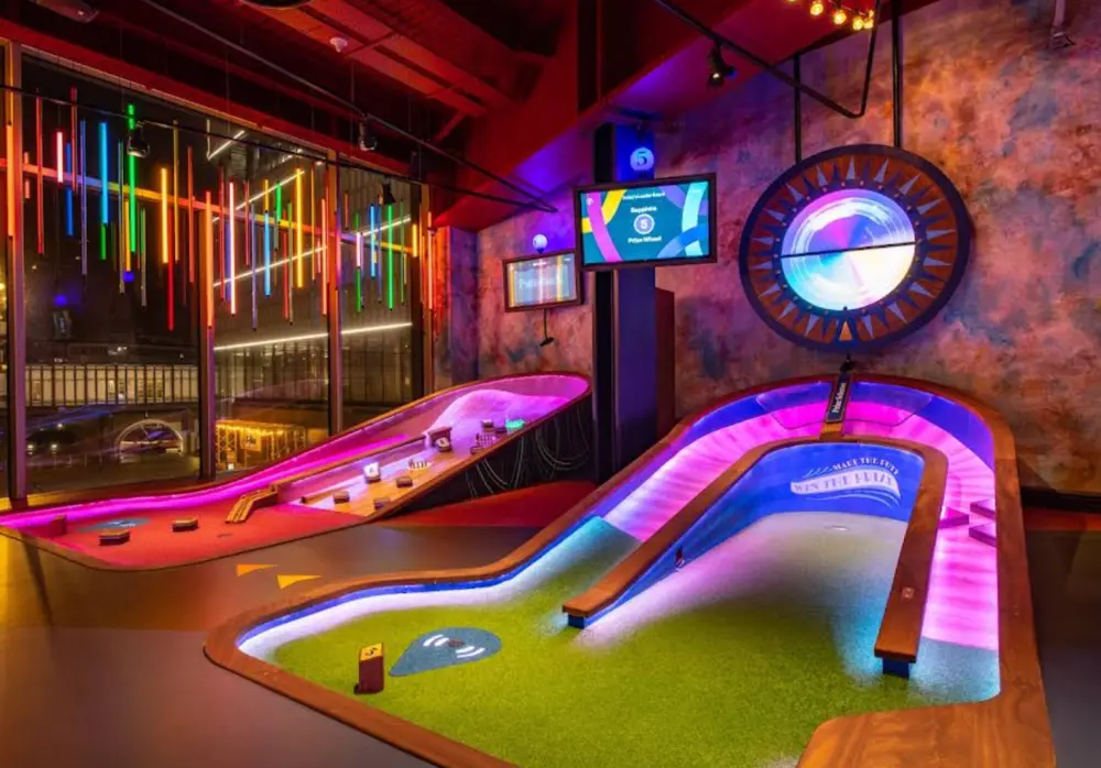 Mini Golf Party, Hammersmith, Hammersmith and Fulham, London, UK