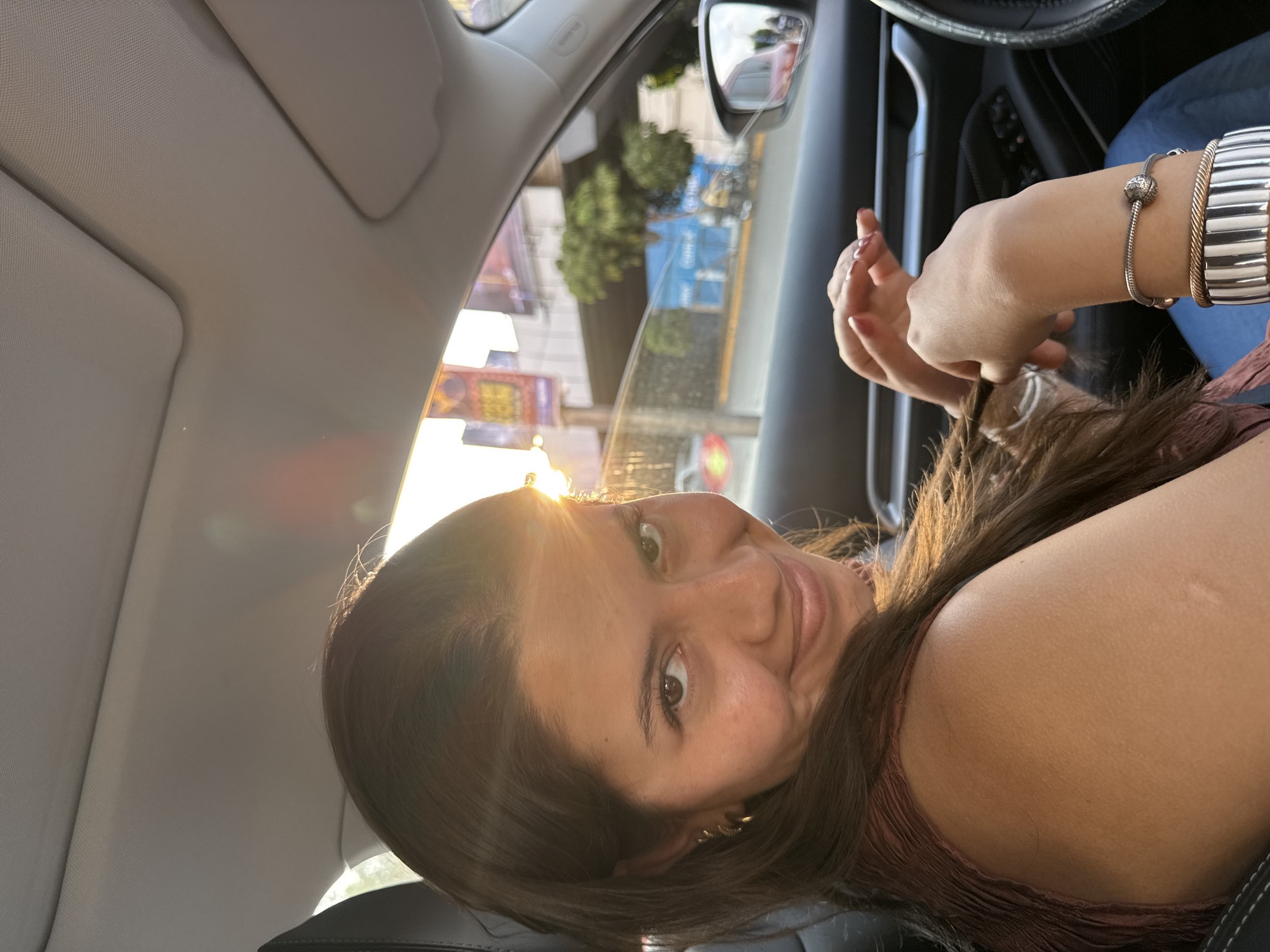 Woman observed driving in Puebla during early morning hours