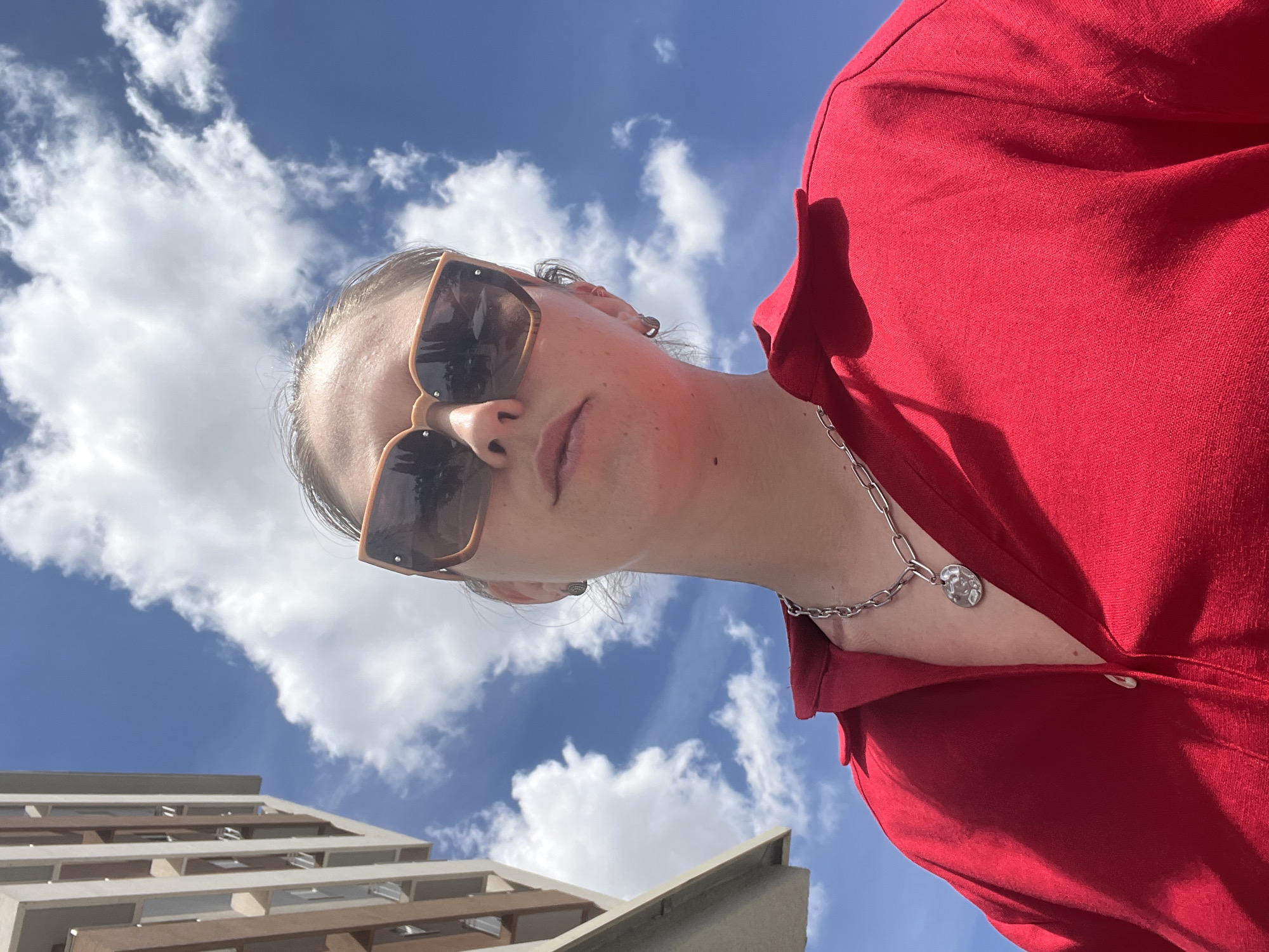 Woman documents casual morning walk through Podgorica streets