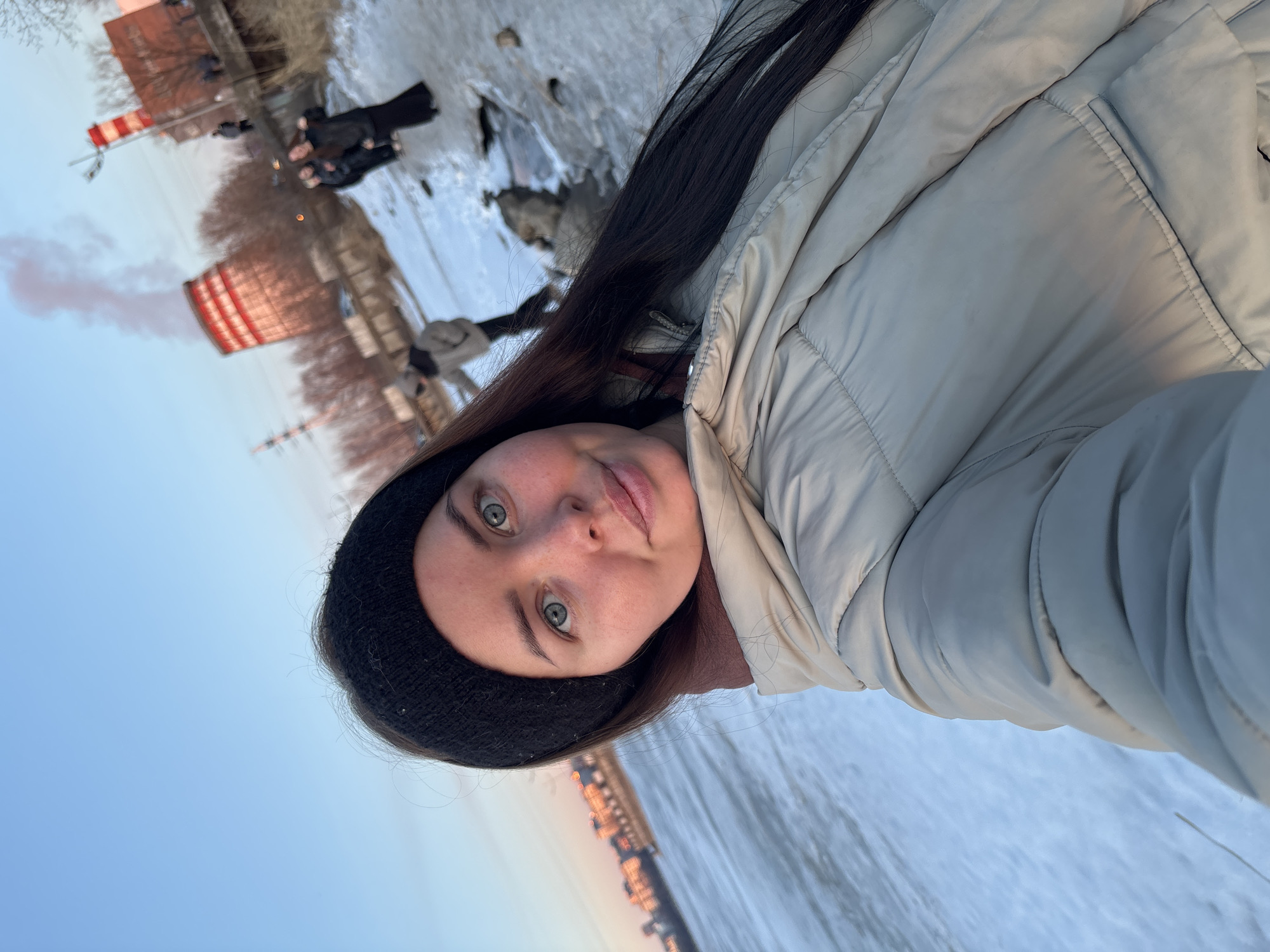 Spring day captured in Izhevsk through selfies, sunsets, streets