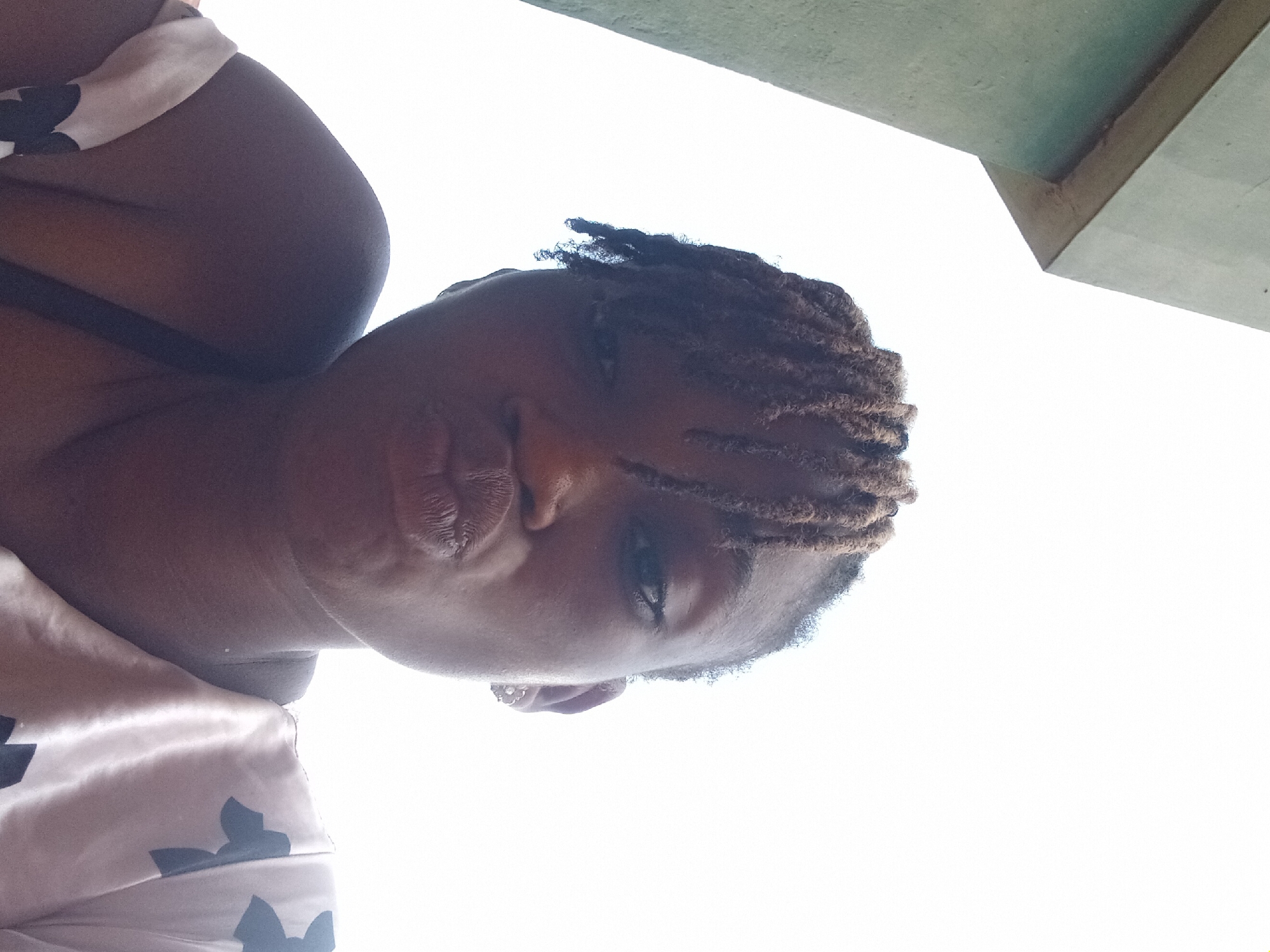 Routine moments documented in Shagamu, Nigeria over eight minutes