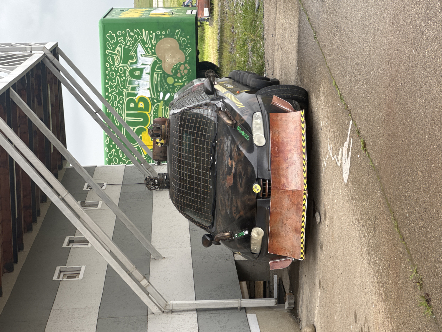 Modified post-apocalyptic style car spotted in Rustavi, Georgia