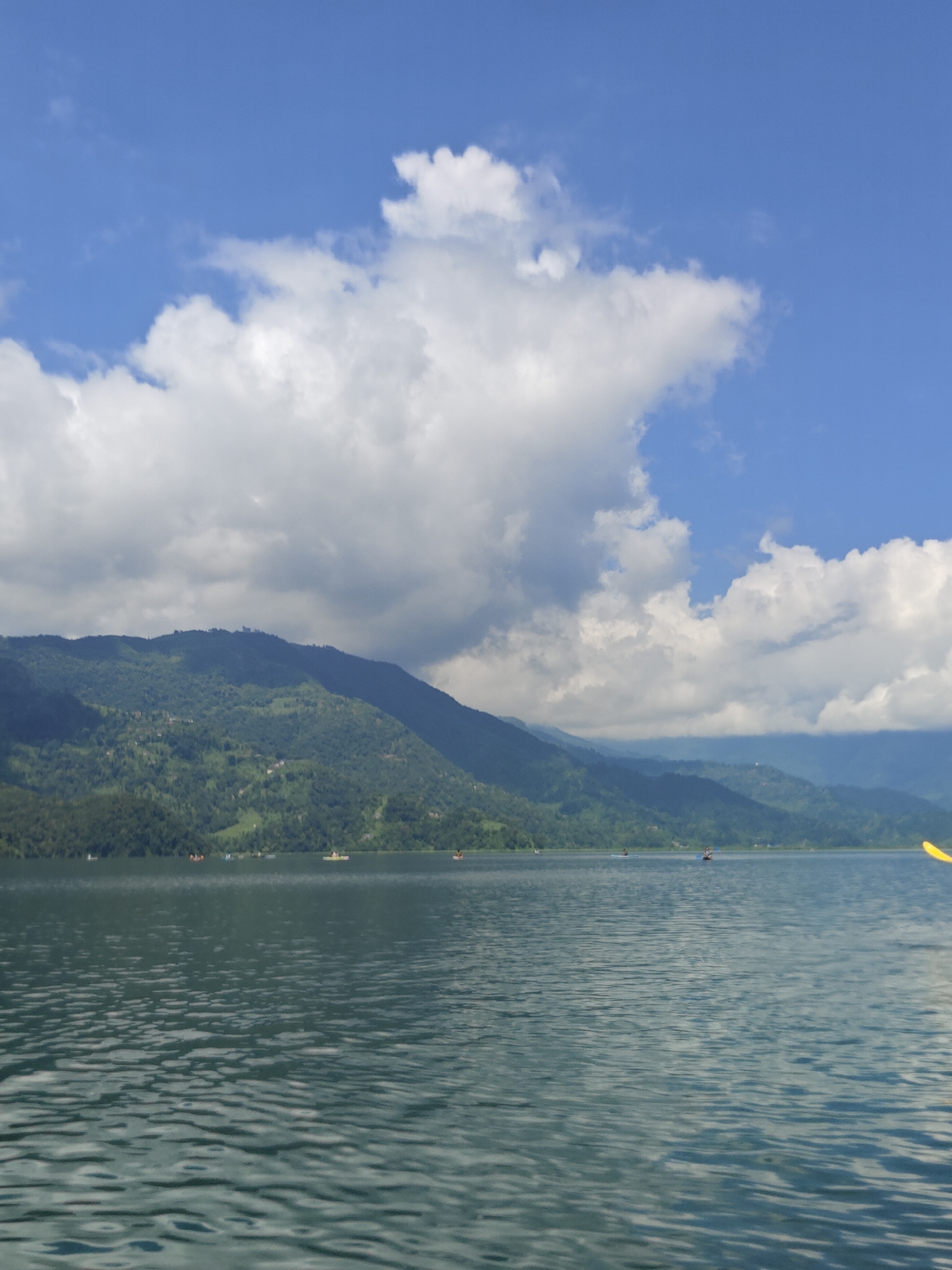 Paddleboarding on Phewa Lake, smoothie bowls after