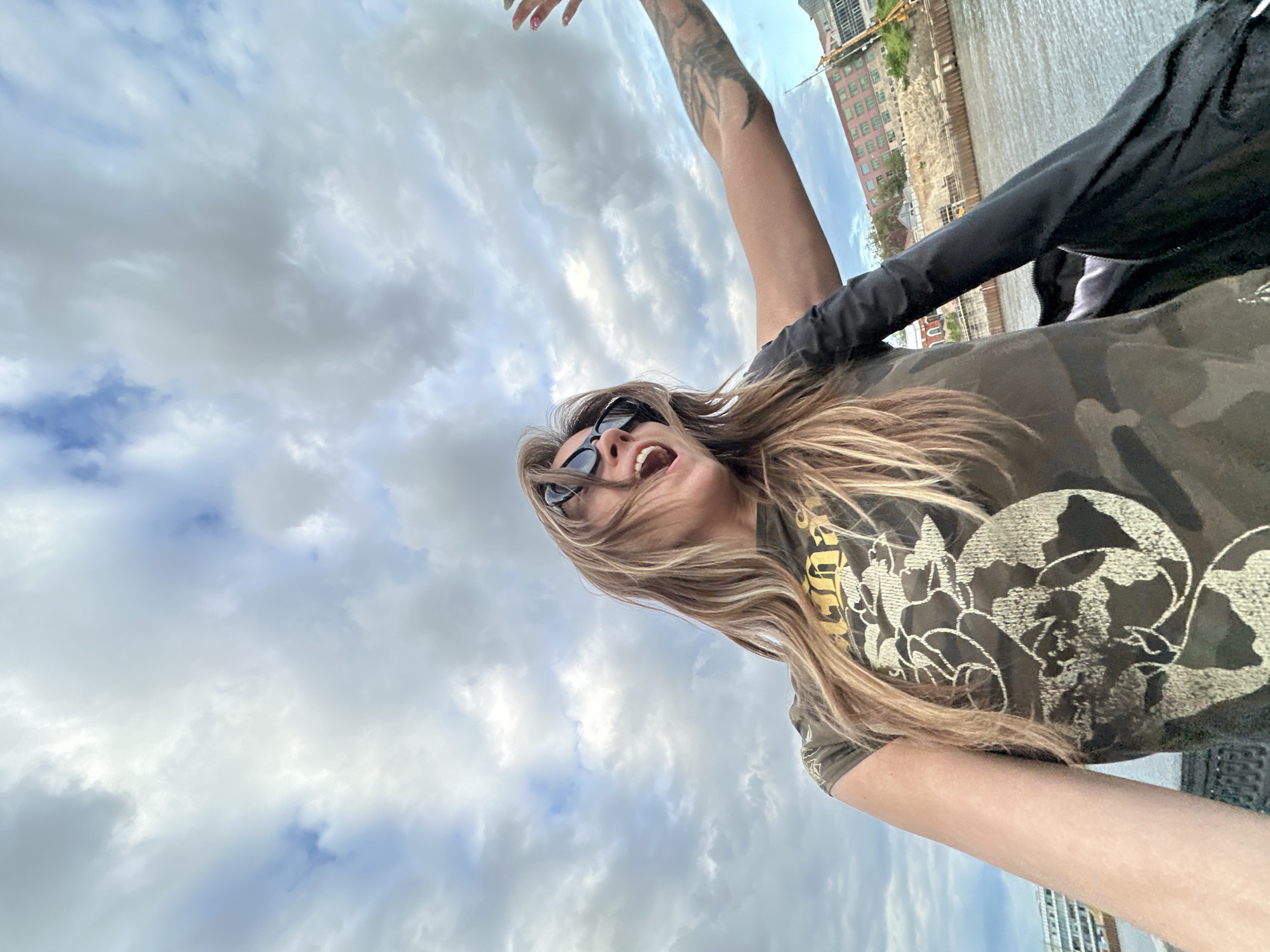Selfies and skyline shots along the Moskva River