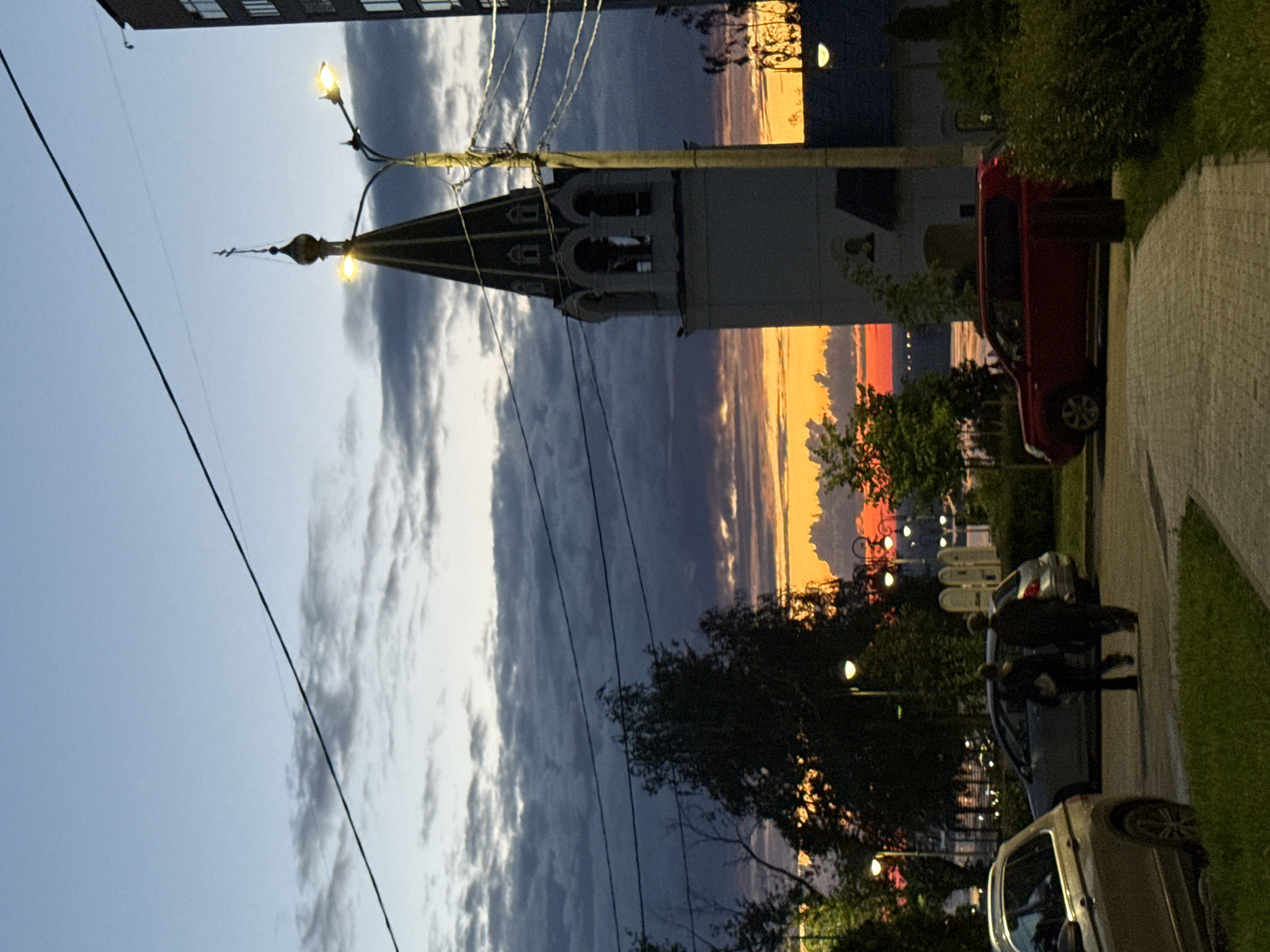 Summer evening walk through Nizhny Novgorod's historic center at sunset