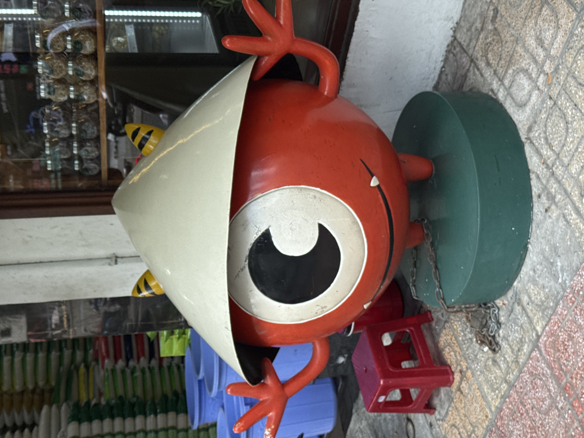 Nha Trang street life: cafes, food, and morning foot traffic