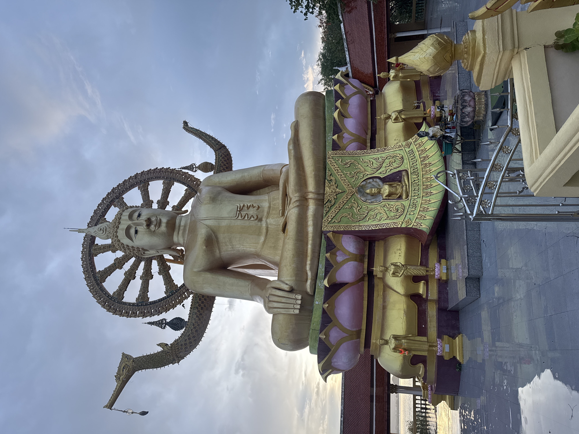 Exploring Baan Plai Laem Temple and its grounds on Koh Samui